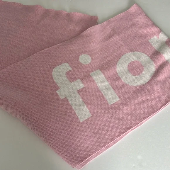 Fiorucci scarf - Picture 1 of 5